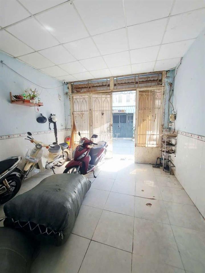 nhà cần bán đường số 12 