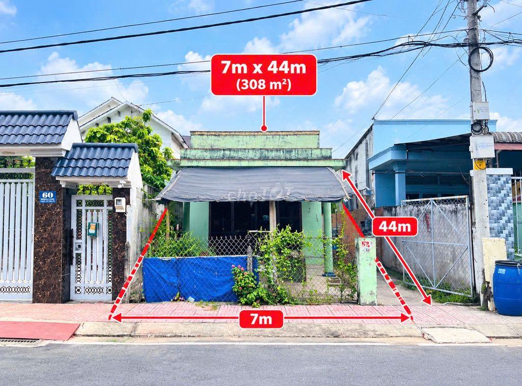 BÁN ĐẤT SẲN NHÀ CẤP4 - 347m² - GIÁ 590 TRIỆU - THỊ TRẤN CỦ CHI - SHR