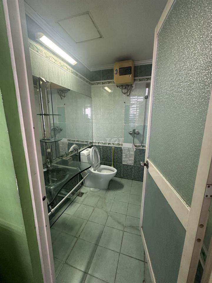 BÁN CĂN HỘ CC SCREC TOWER – 74M² (2PN - 2WC) – ĐỦ TIỆN ÍCH, GIÁ 4.8 TỶ