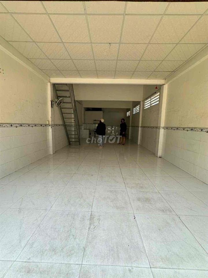 cho thuê nhà mặt tiền Nguyễn văn yến