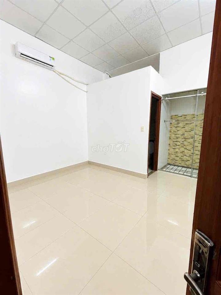 cho thuê nhà đẹp, diện tích rộng mặt tiền đường