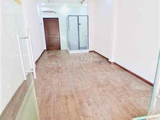 Cho Thuê Mặt Bằng riêng biệt có sân để xe rộng