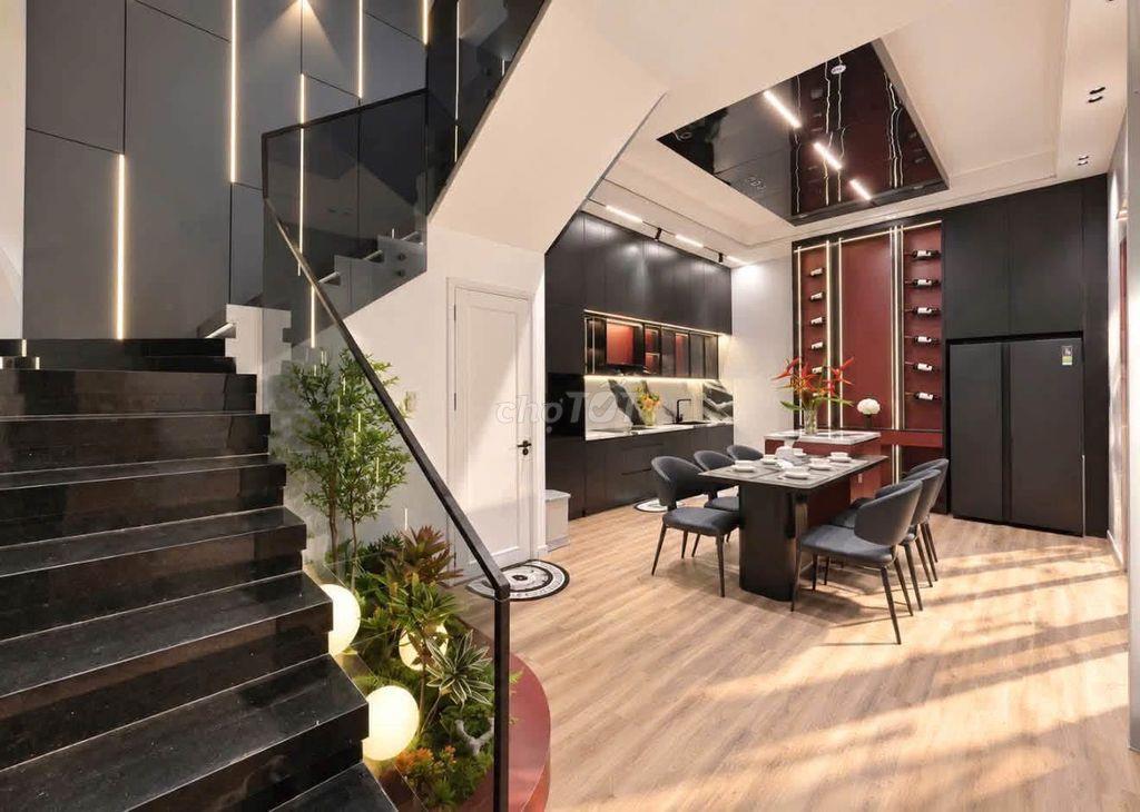 🔥NHÀ ĐẸP 3 TẦNG MẶT TIỀN ĐƯỜNG 5M HOÀ CƯỜNG BẮC