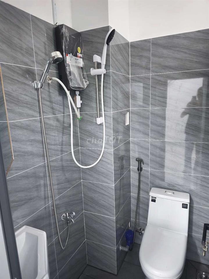 trọ mới xây full máy lạnh, tủ lạnh, bếp từ, máy nước nóng