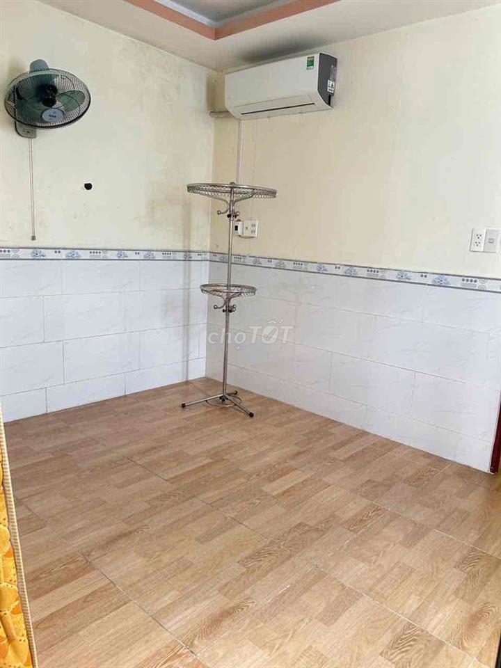CHO THUE PHÒNG TRỌ Ở NGUYỄN VĂN CÔNG