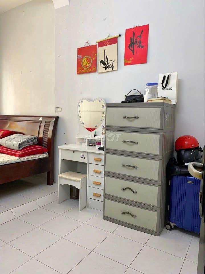 Cho thuê nhà nguyên căn 1 sẹt Nguyễn Trọng Tuyển giá 14tr/tháng