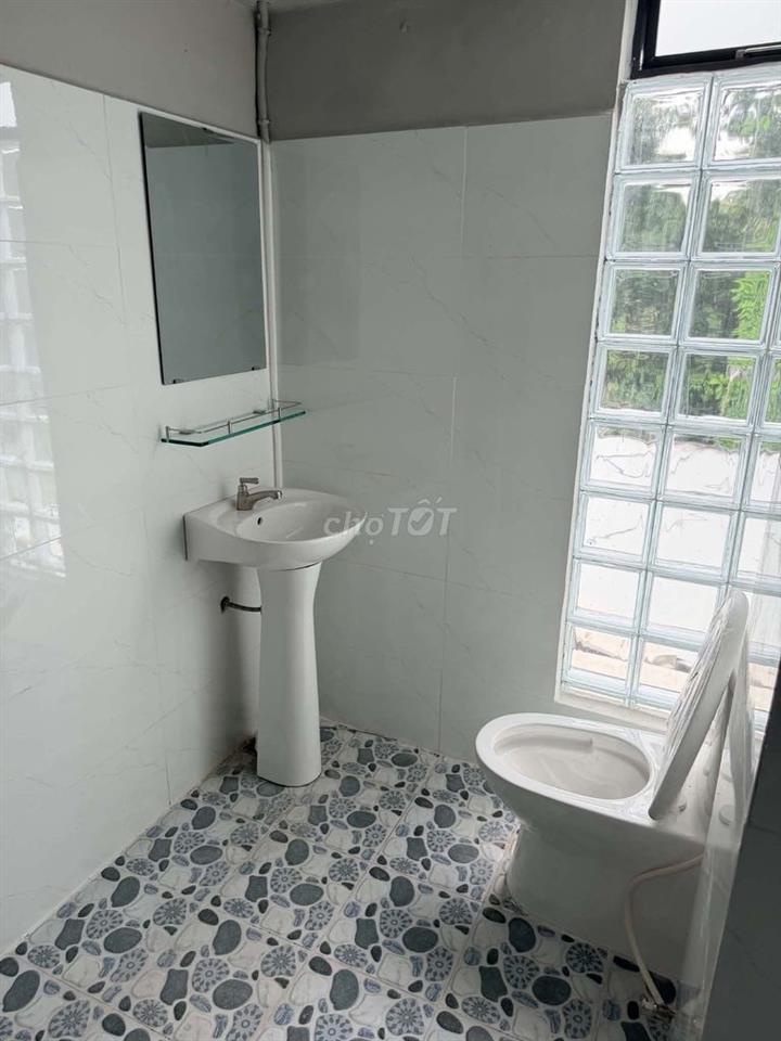 Phòng mới sửa, 1 phòng ***