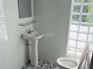 Phòng mới sửa, 1 phòng ***
