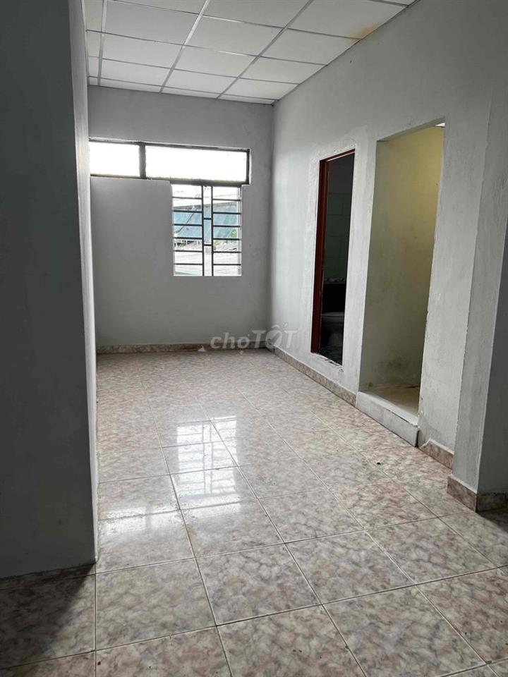 phòng trọ gần cầu vượt Linh xuân, giờ giấc tự do