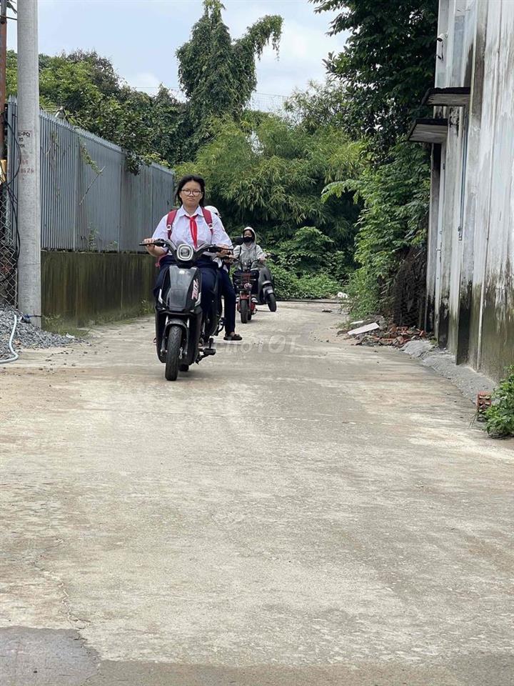 bán nhà 1trêt 1lầu phú hoà