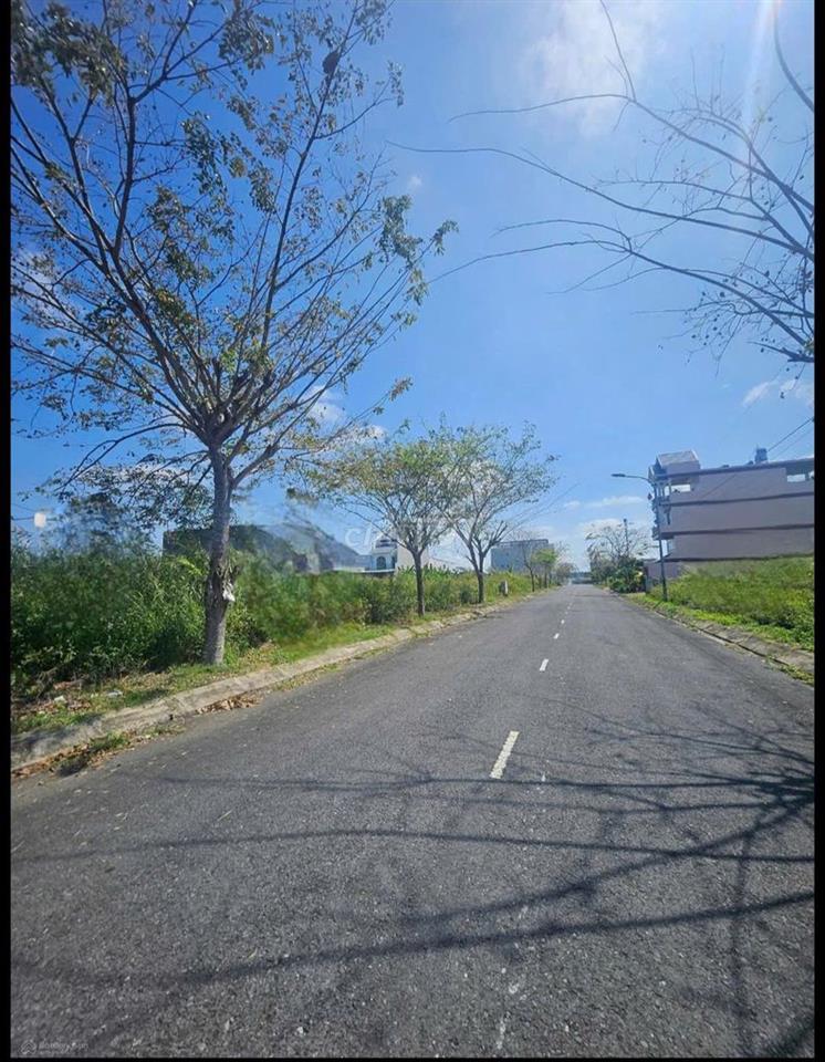 ĐẤT NỀN THỔ CƯ 90 M2 ĐƯỜNG 12 M SỔ HỒNG CÓ DƯ PHÍA SAU 55 M2 TRỒNG CÂY