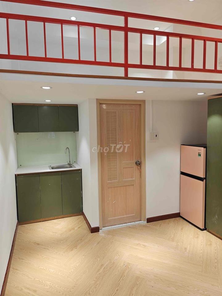 DUPLEX RỘNG CỬA SỔ THOÁNG GẦN NGUYỄN VĂN TRỖI