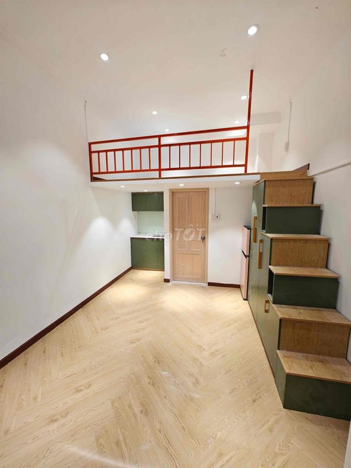 DUPLEX RỘNG CỬA SỔ THOÁNG GẦN NGUYỄN VĂN TRỖI