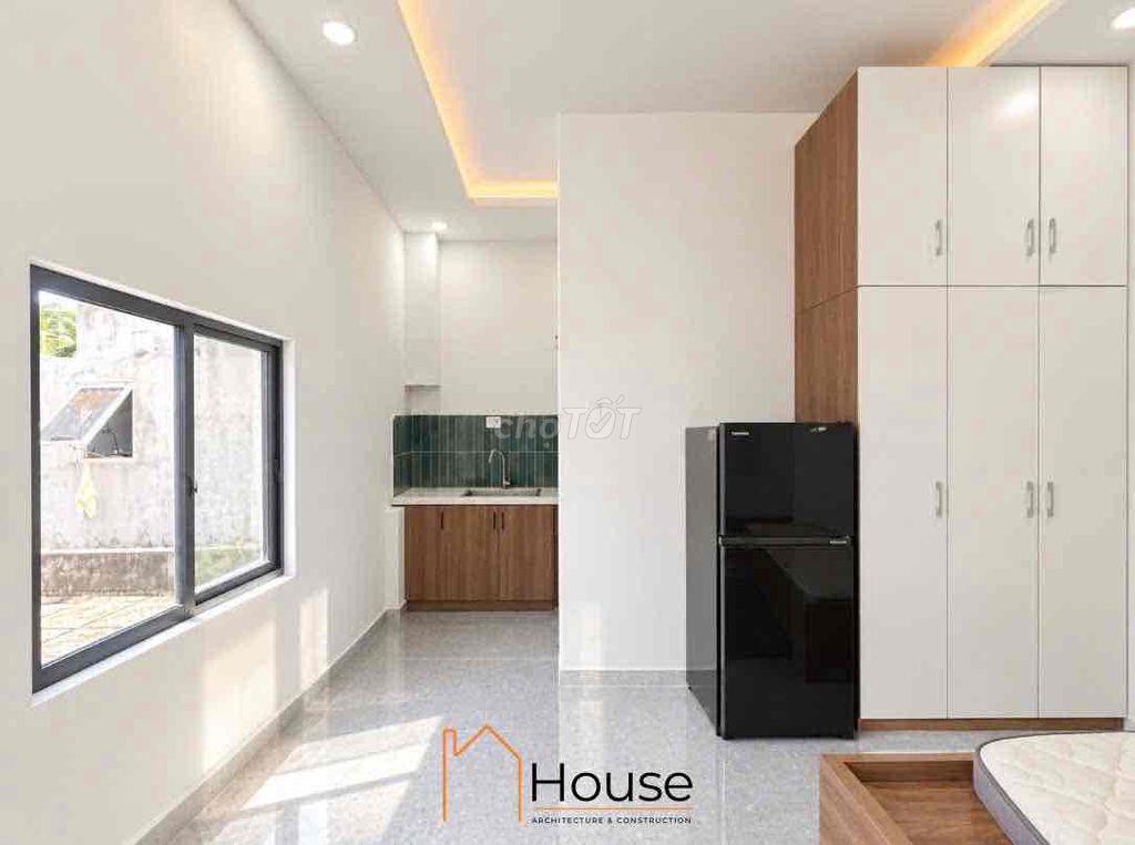 STUDIO BAN CÔNG SIÊU RỘNG GẦN HUTECH