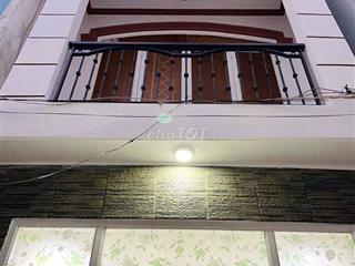 NHÀ MỚI XÂY CHƯA Ở