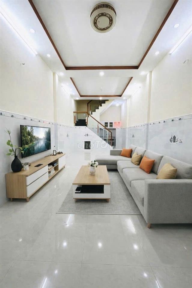 NHÀ MỚI XÂY CHƯA Ở