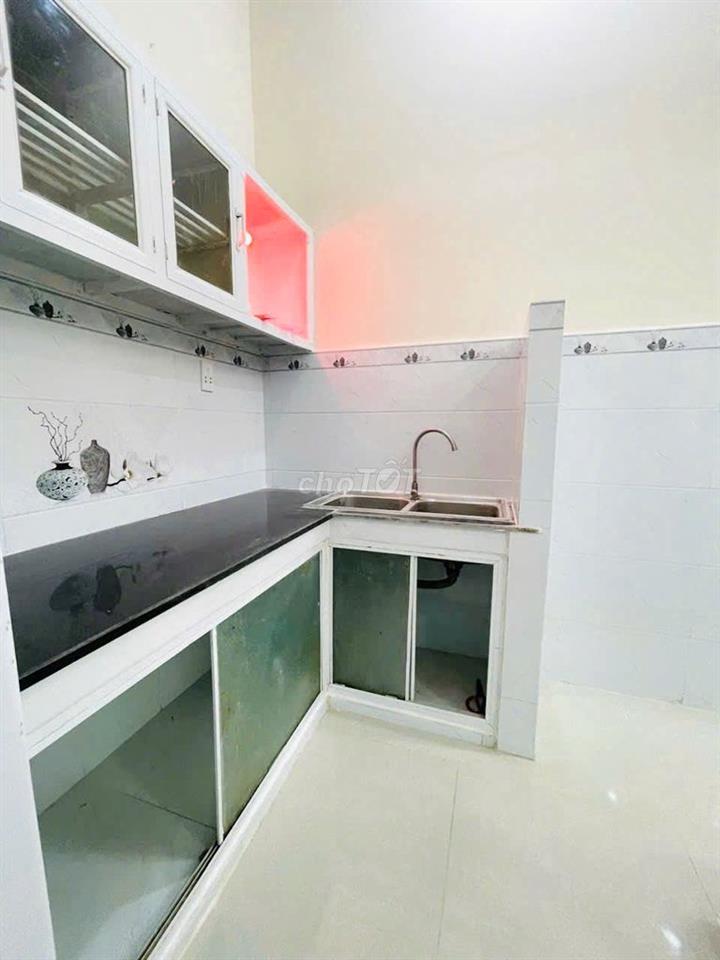 NHÀ MỚI XÂY CHƯA Ở