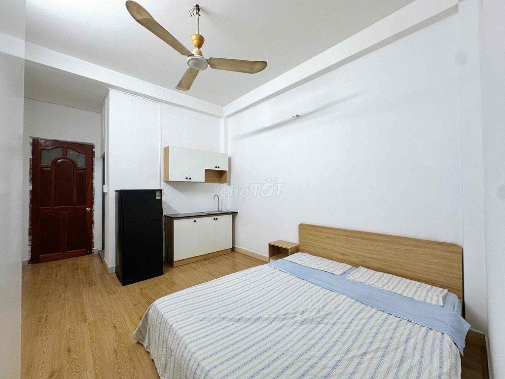 Khách sạn gần bệnh viện lớn và văn phòng nhà xe Phương Trang, Hùng Cườ