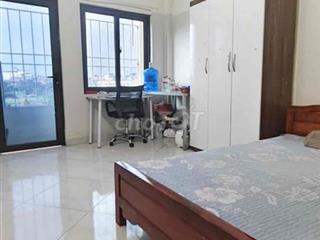 Mình pass trọ cửa sổ ban công siêu thoáng ạ