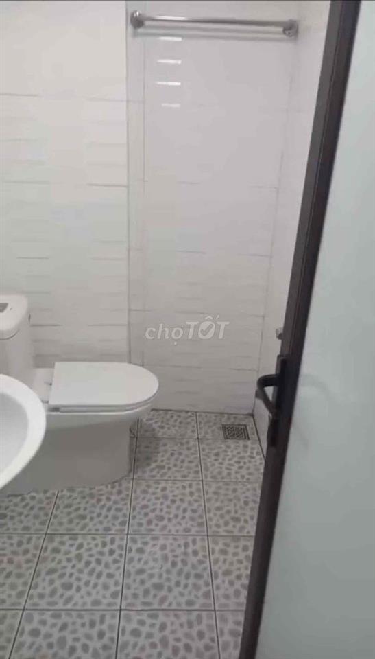 Mình pass trọ cửa sổ ban công siêu thoáng ạ