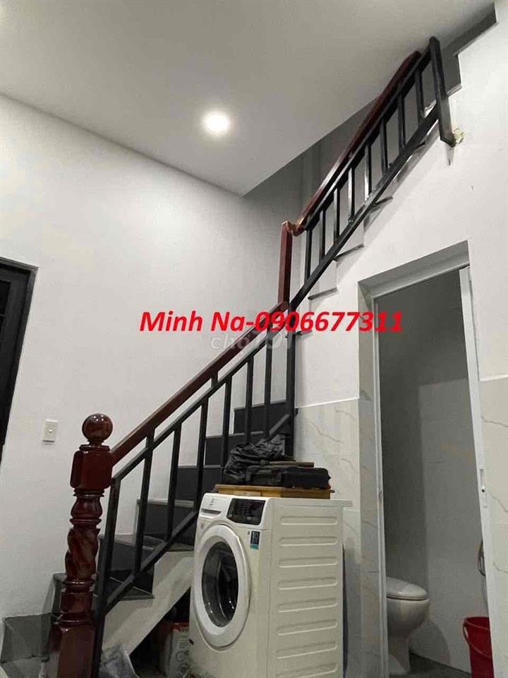 bán nhà Sổ Hồng Trệt-2 lầu sân thượng nội thất Full khu CN Tân Kim