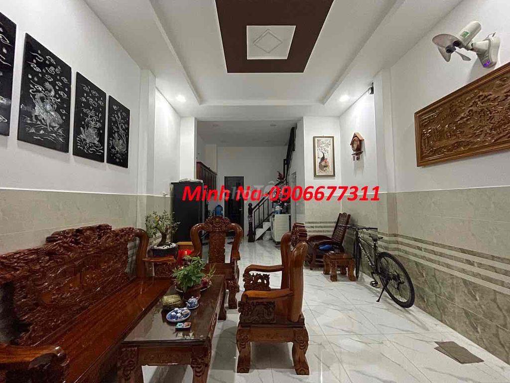 bán nhà Sổ Hồng Trệt-2 lầu sân thượng nội thất Full khu CN Tân Kim