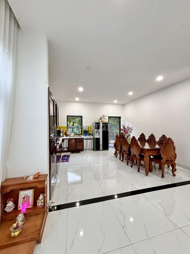 BÁN BIỆT THỰ CÔNG TY NHÀ VIỆT NAM PHƯỜNG LONG PHƯỚC