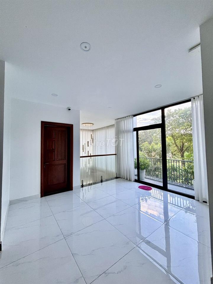 BÁN BIỆT THỰ CÔNG TY NHÀ VIỆT NAM PHƯỜNG LONG PHƯỚC