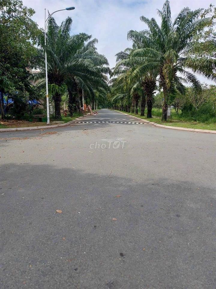 BÁN LÔ ĐẤT NỀN TRỤC ĐƯỜNG CHÍNH KHU CÔNG TY NHÀ VIỆT NAM