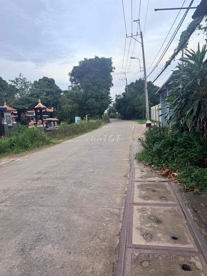 cần bán nhà củ chi 2 mặt tiền