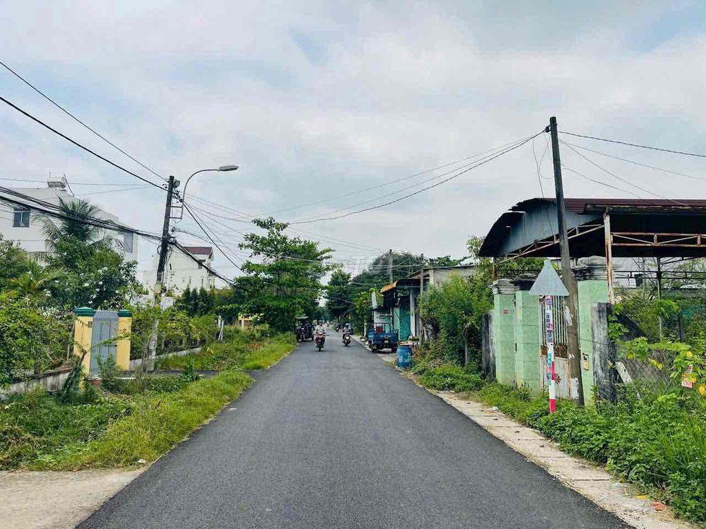 chủ gộp bân gấp đất , 520triệu ngay tân thông hội ,cạnh chợ việt kiều