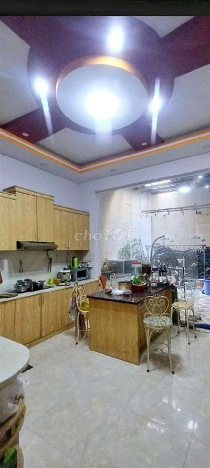 BÁN NHÀ HẺM XE HƠI 1989 HUỲNH TẤN PHÁT