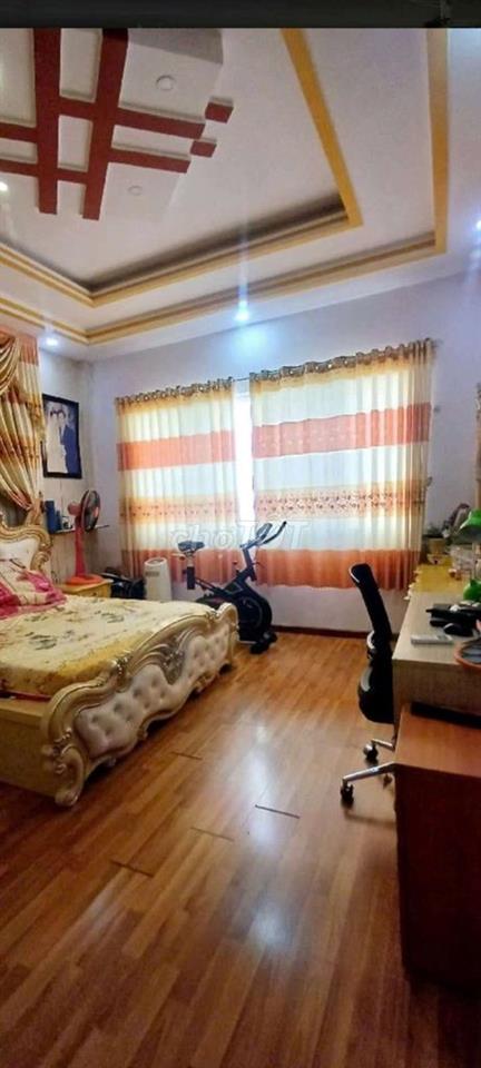 BÁN NHÀ HẺM XE HƠI 1989 HUỲNH TẤN PHÁT
