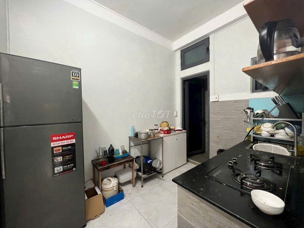 C/c  Trần Quốc Thảo- 1p ngủ 53m2, giá 9tr/tháng