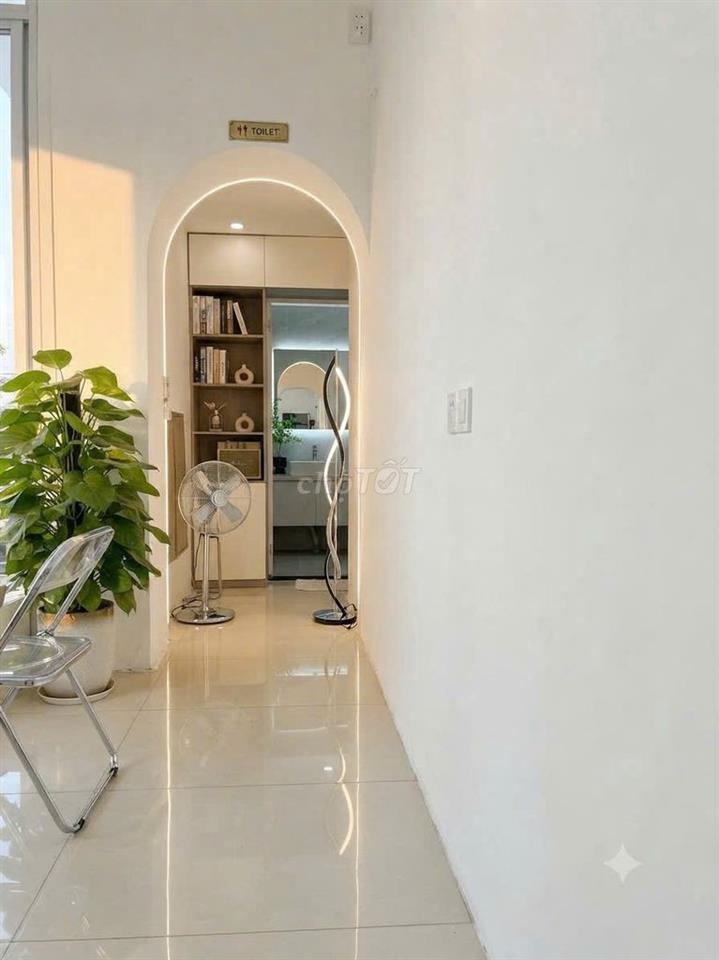 bán mặt bằng kinh doanh Kim Mã thượng