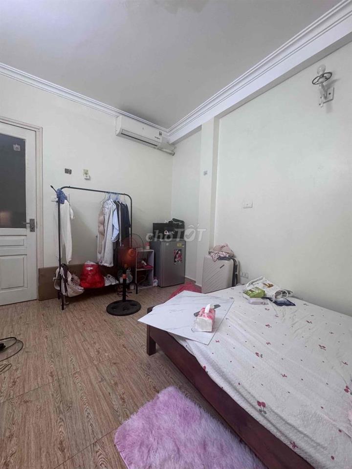Trọ cách Neu 300m, siêu gần