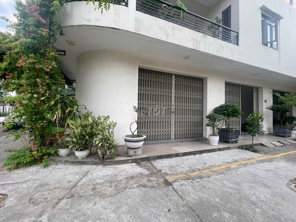 Cho thuê mặt bằng Khúc Hạo, Bùi Huy Bích