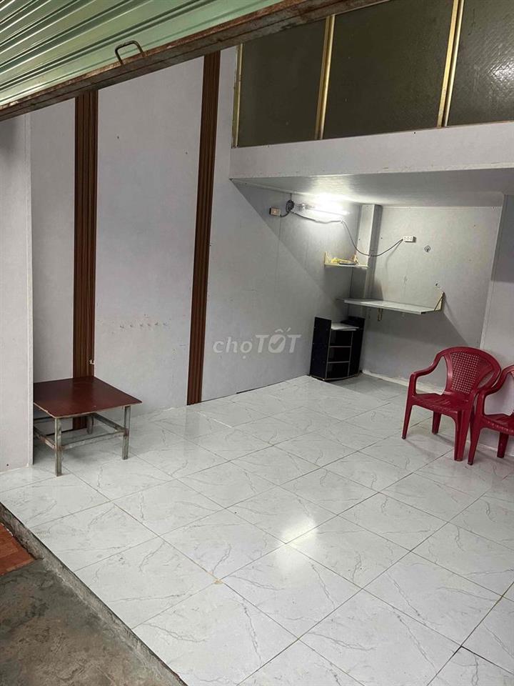 Mặt bằng cho thuê kết hợp vừa ở vừa mua bán thuận lợi