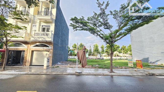 Chủ Bán lô 100m2 Đường DT742 Gần Chợ Vĩnh Tân, UBND, KCN VSIP Giá 1Tỷ5