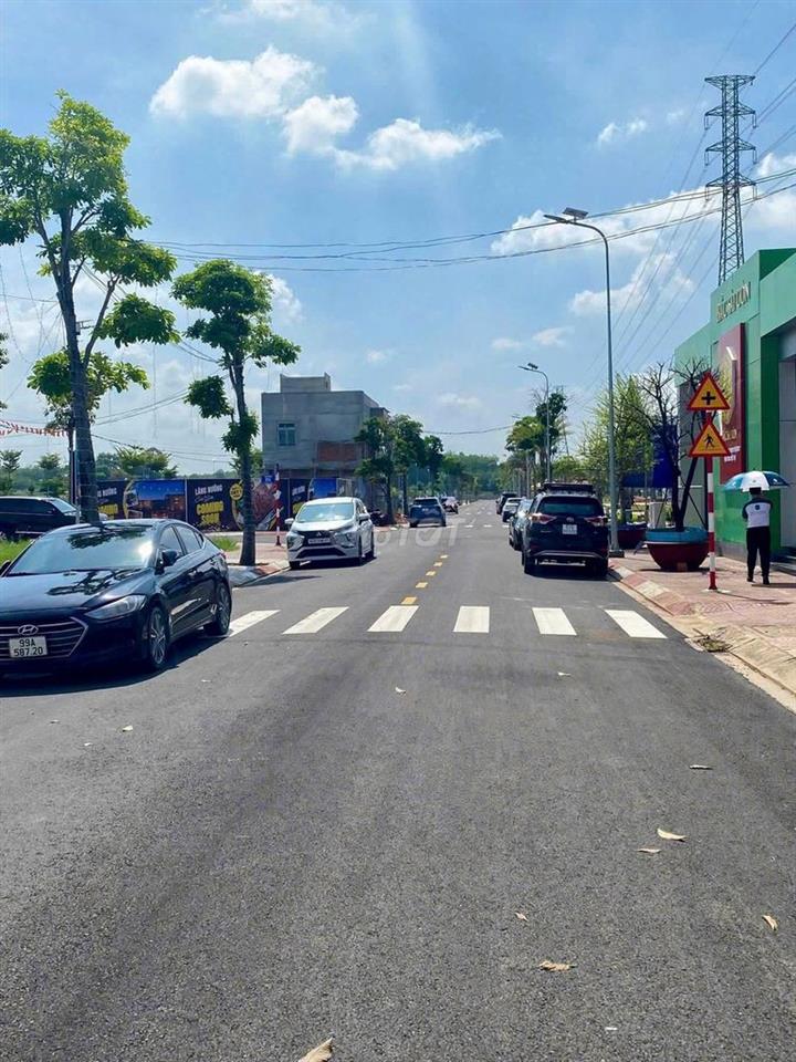 Bán đất nền Bắc Sài Gòn, Mặt tiền ĐT 741, đất thổ cư, dân cư sầm uất
