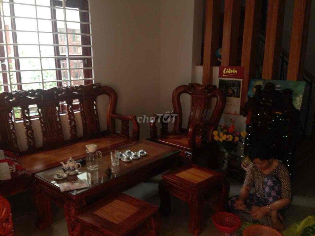 bán nhà 3 mặt tiền hẻm lớn xe hơi tránh nhau cách Nguyễn kiệm 20m