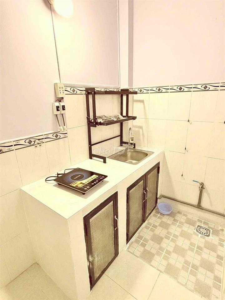Căn Hộ Dịch Vụ Mini 25m2 Q8 gần cầu Chánh Hưng sát Đường Phạm Hùng