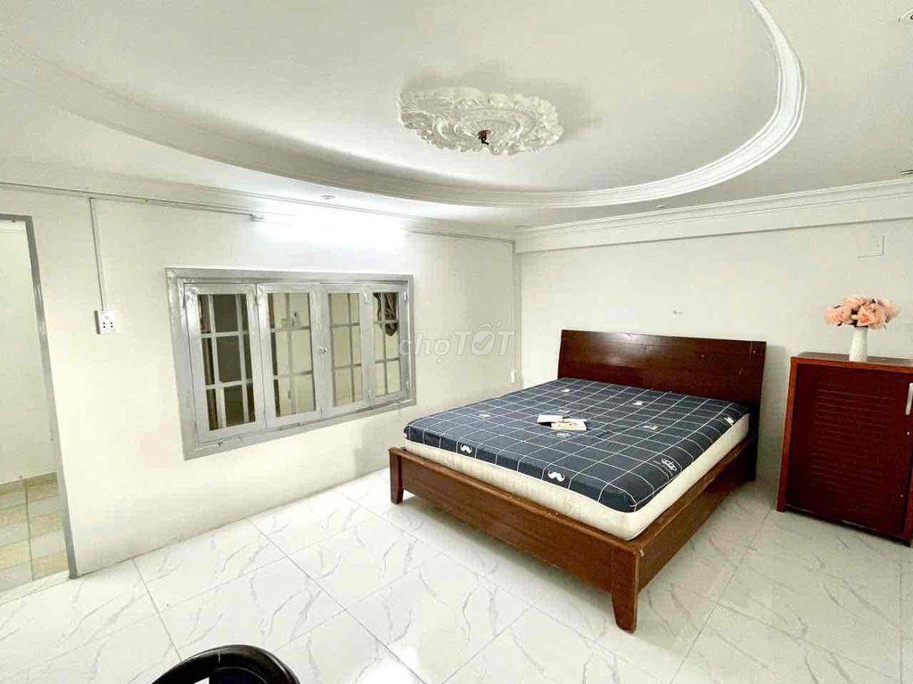 Căn Hộ Dịch Vụ 1PN Tách Bếp 40m2 Ngay Đường số 8A Trung Sơn