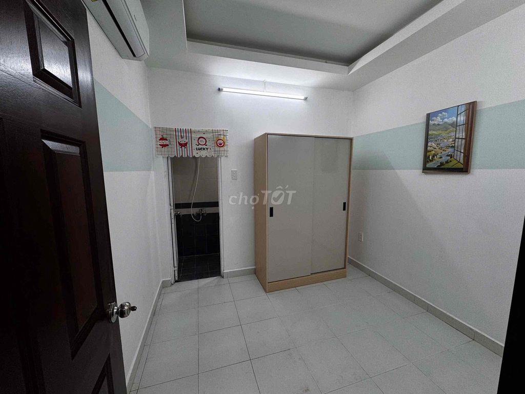 Căn Hộ Dịch Vụ Gần Cầu Nguyễn Văn Cừ Giáp Q5 và Q1