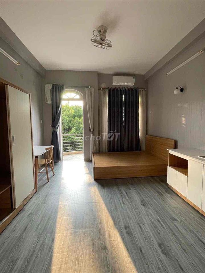 Studio Đầy Đủ Nội Thất Ban Công Ngay Khu Bình Phú Q6 Mới