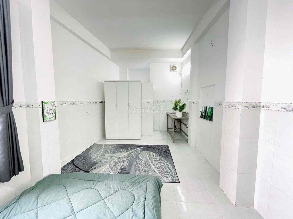 Studio Nội Thất Đầy Đủ 25m2 Gần Vòng Xoay Phú Lâm Q6