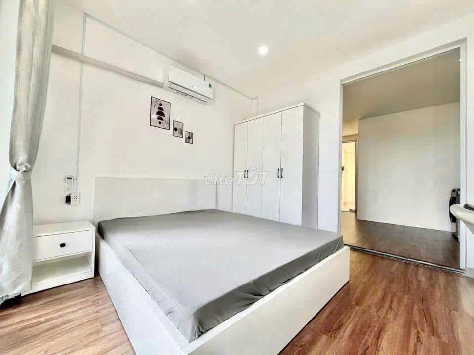 CHO THUÊ CĂN HỘ 1PN BAN CÔNG FULL NỘI THẤT - GẦN TRẦN NÃO CẦU SÀI GÒN