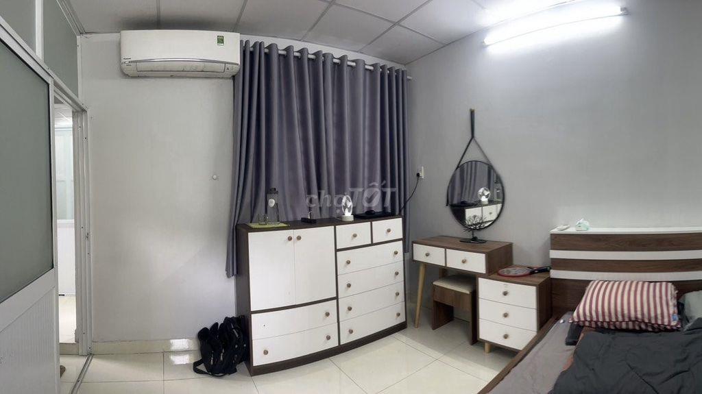 P. riêng lầu 1 nhà nguyên căn, full nội thất, free máy giặt, nước nóng