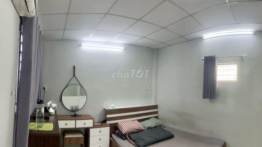 P. riêng lầu 1 nhà nguyên căn, full nội thất, free máy giặt, nước nóng