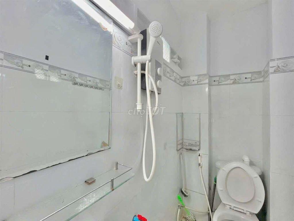 PHÒNG DUPLEX GẦN KHU CHẾ XUẤT, UFM, GO NGUYỄN THỊ THẬP, QUẬN 4 QUẬN 1